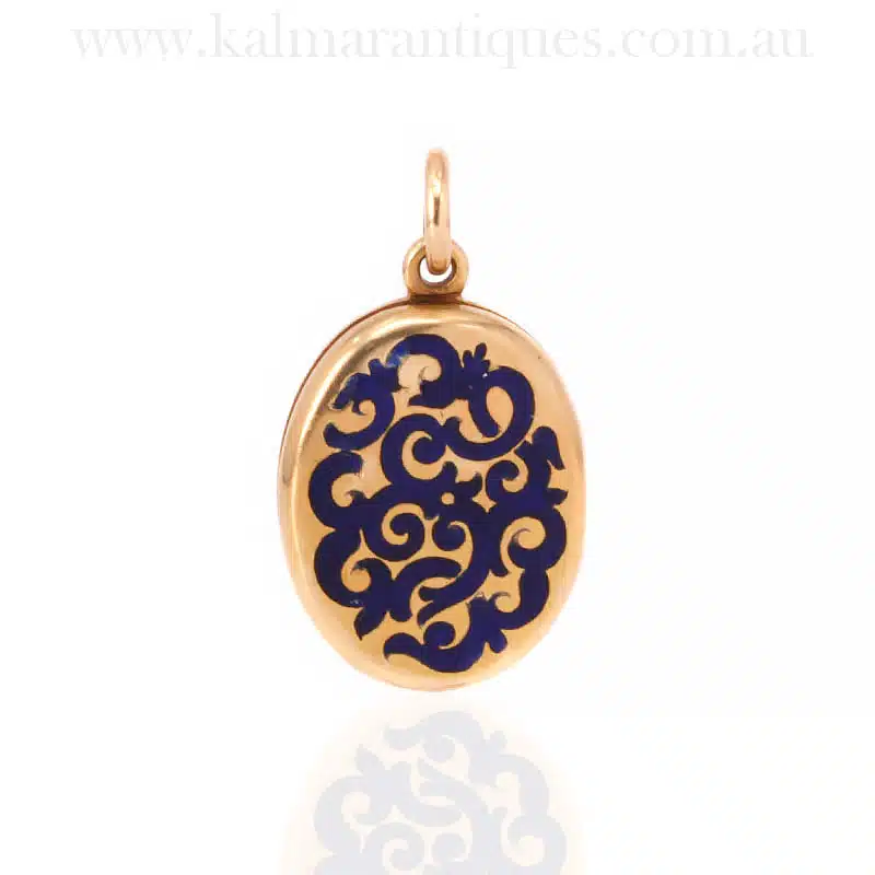 1854 locket U369 1