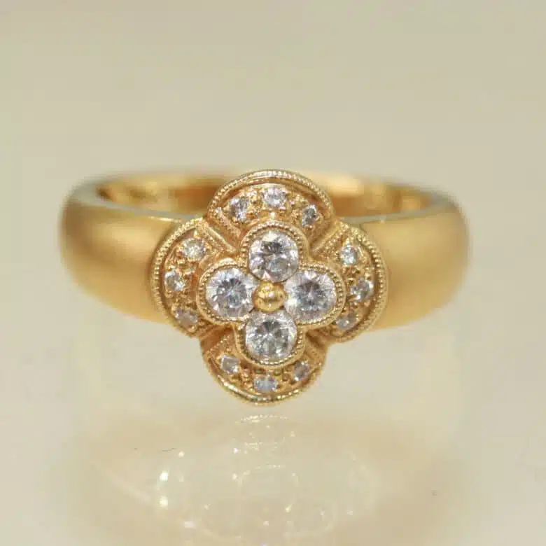 18ct-diamond-cluster-4.jpg