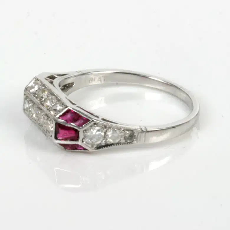 1920's-ruby-ring-es181-2
