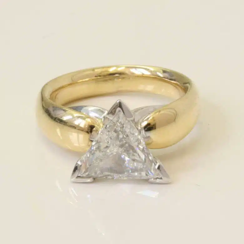 2ct-trilliant-diamond-3.jpg