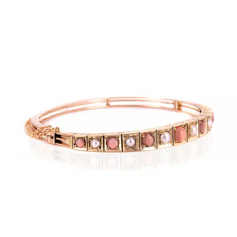 Antique-coral-pearl-bangle-ET534-1