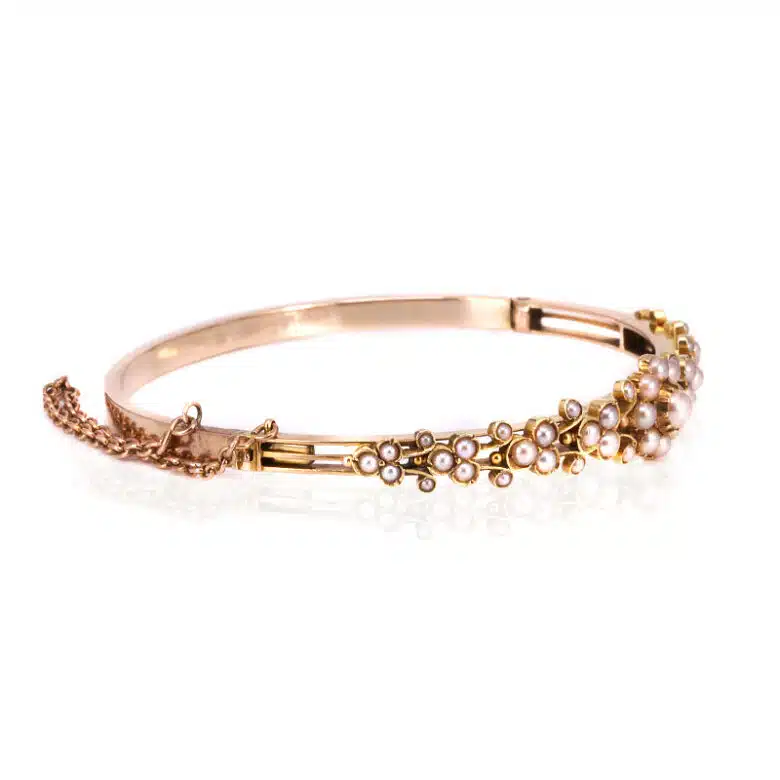 Antique-pearl-bangle-ES9469-1
