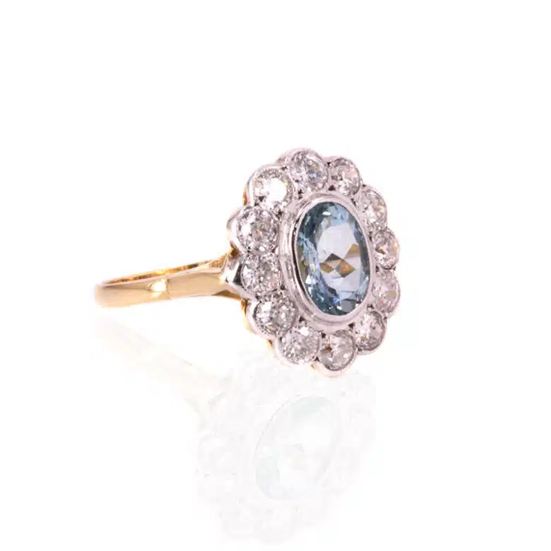 Aquamarine-diamond-ring-ET247-1