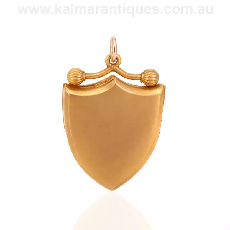 Aronson-locket-ES8315-01