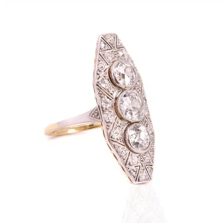 Spectacular Art Deco diamond ring that was made in the 1920's