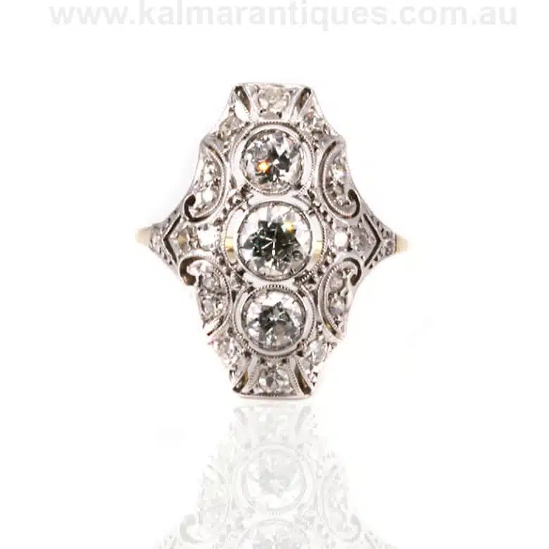 Diamond ring from the Art Deco era