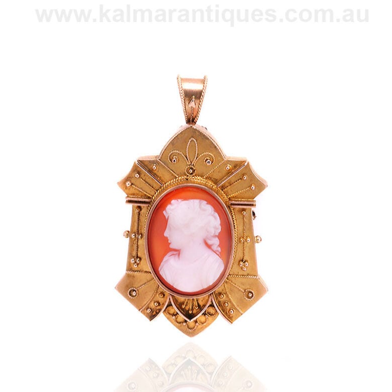 Antique hardstone cameo pendant that can be worn as a broochCameo-locket-ES9863-1