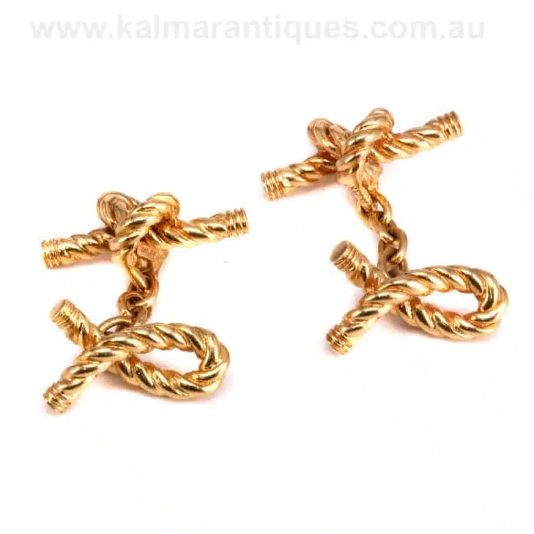 Cartier-cufflinks-T551-1