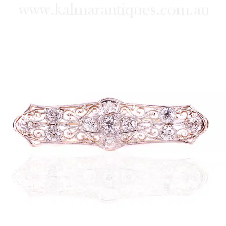 Diamond-brooch-ET565-2