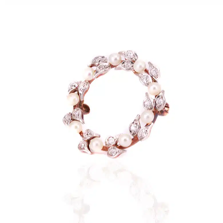 Diamond-pearl-brooch-ES9835-3