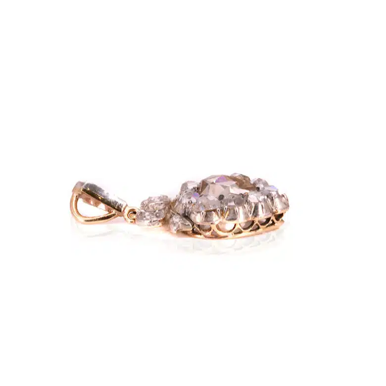Diamond-pendant-ES8673-3