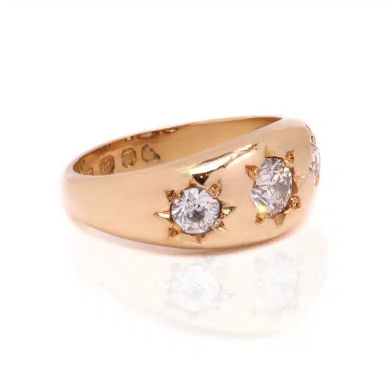 Diamond-ring-ES8382-1