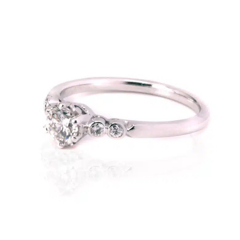 Diamond-ring-ES8443-3
