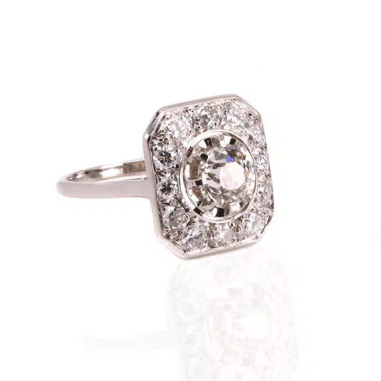 Diamond-ring-ES8737-1