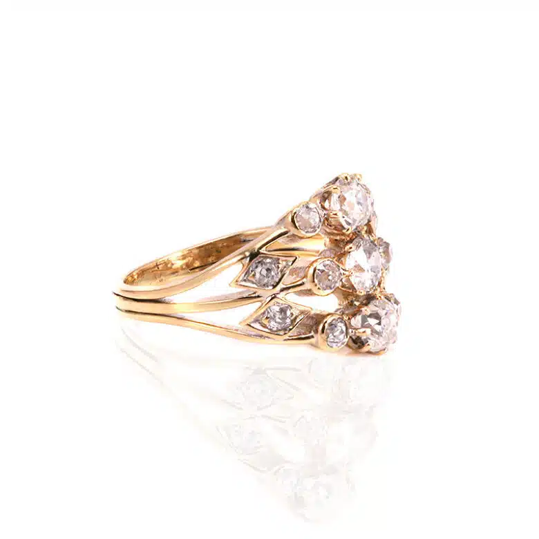 Diamond-ring-ES9230-1