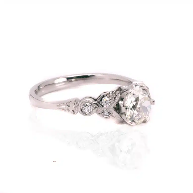 Diamond-ring-NS479-1