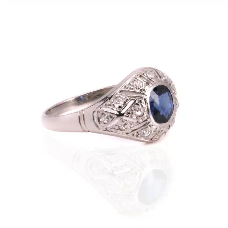 French-sapphire-ring-ES7734-1