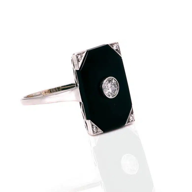 Onyx-diamond-ring-ES9-01