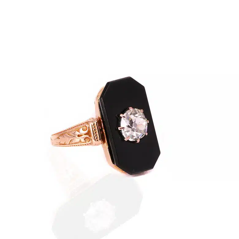 Onyx-diamond-ring-ET665-1