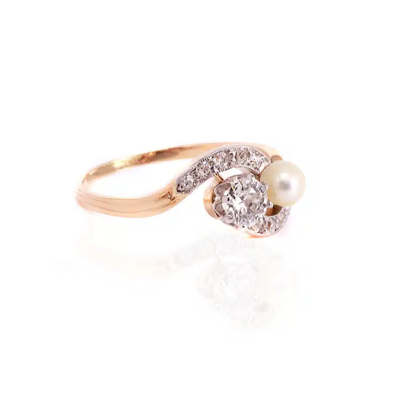 Pearl-diamond-ring-ES9771-1