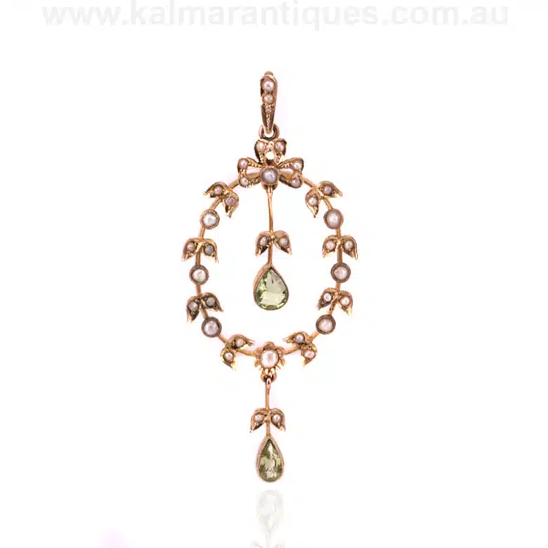 Peridot-pendant-ES7920-1