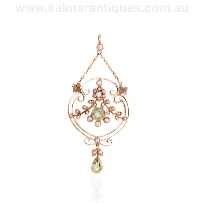 Peridot-pendant-U281-1