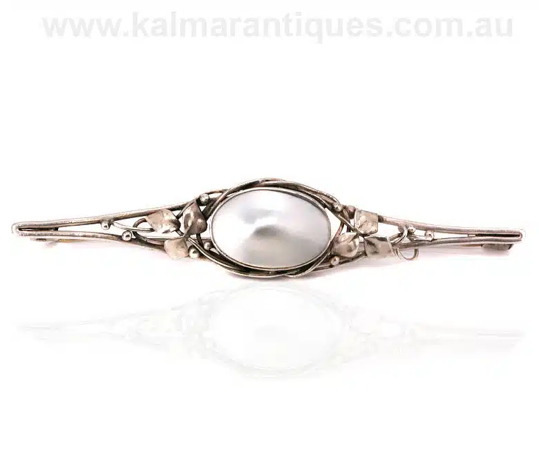 Rhoda-Wager-Brooch-ES8220-1