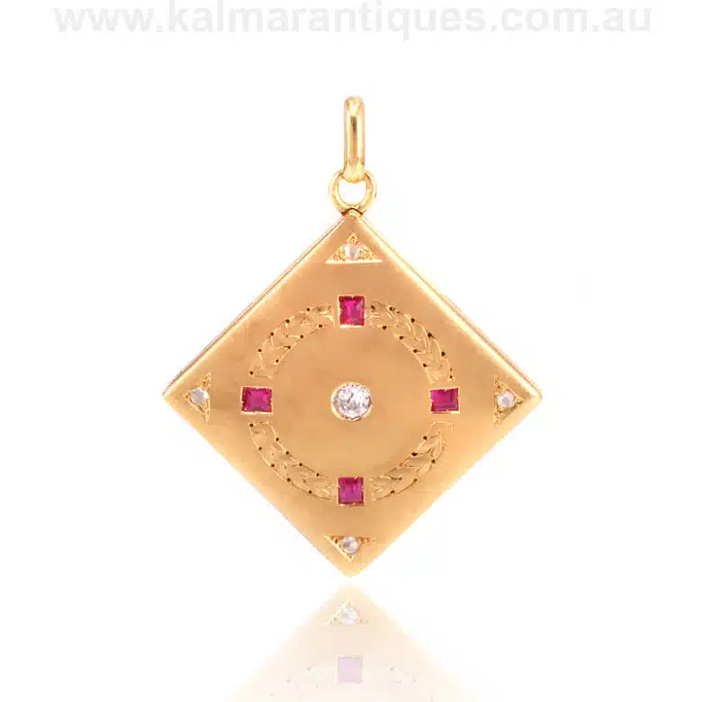 Russian-locket-T1015-1