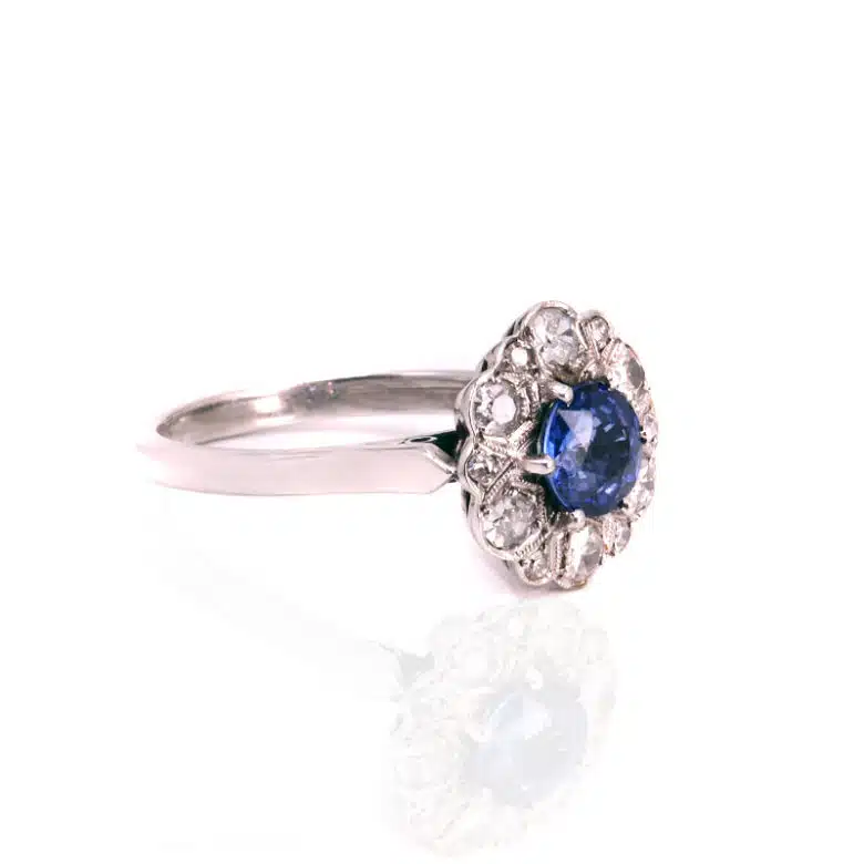 Sapphire-diamond-ring-ES9104-1