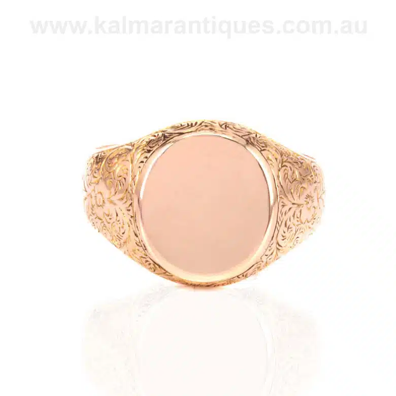 Antique 15 carat gold hand engraved signet ring made in 1895