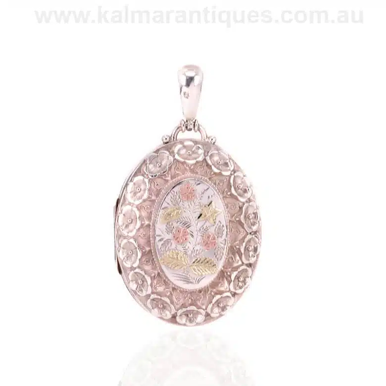 Silver-locket-ES8268-1