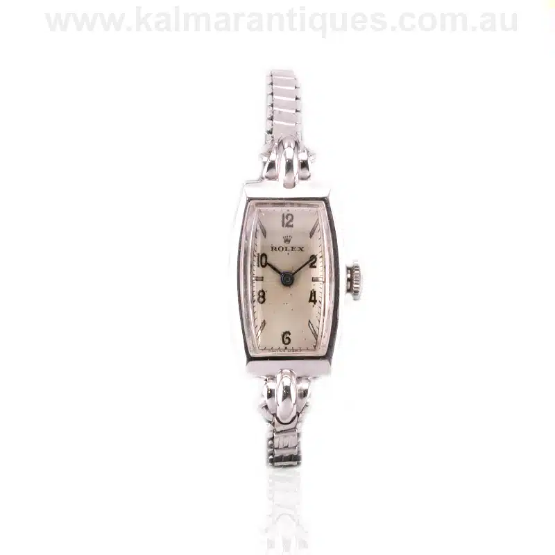 Vintage-rolex-watch-T697-1