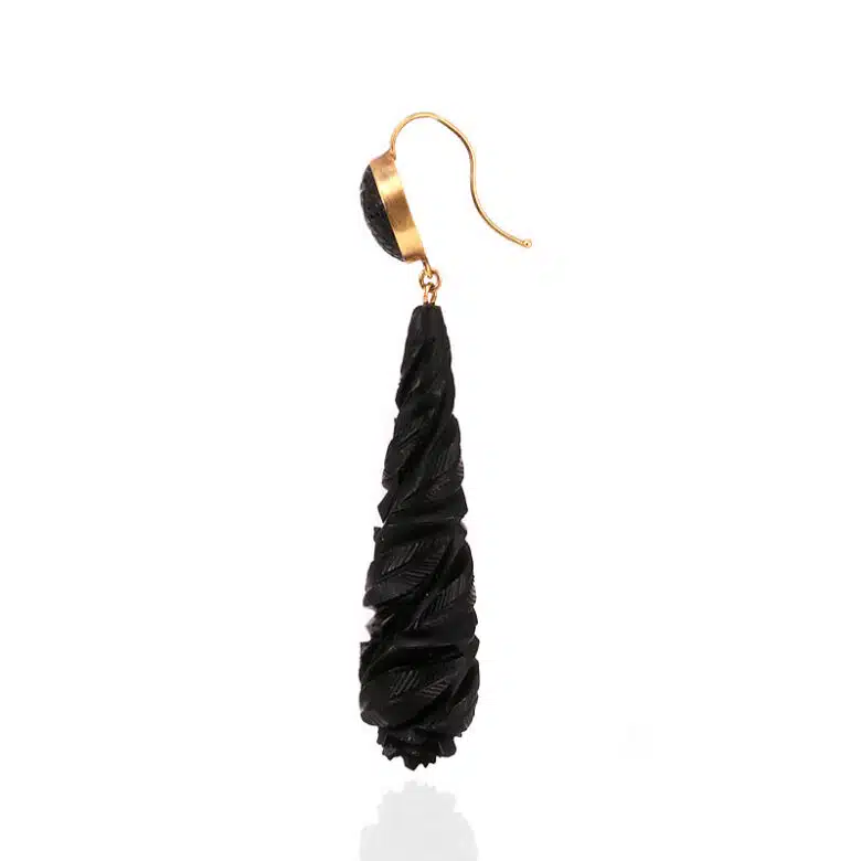 Whitby-jet-earrings-ES8872-3