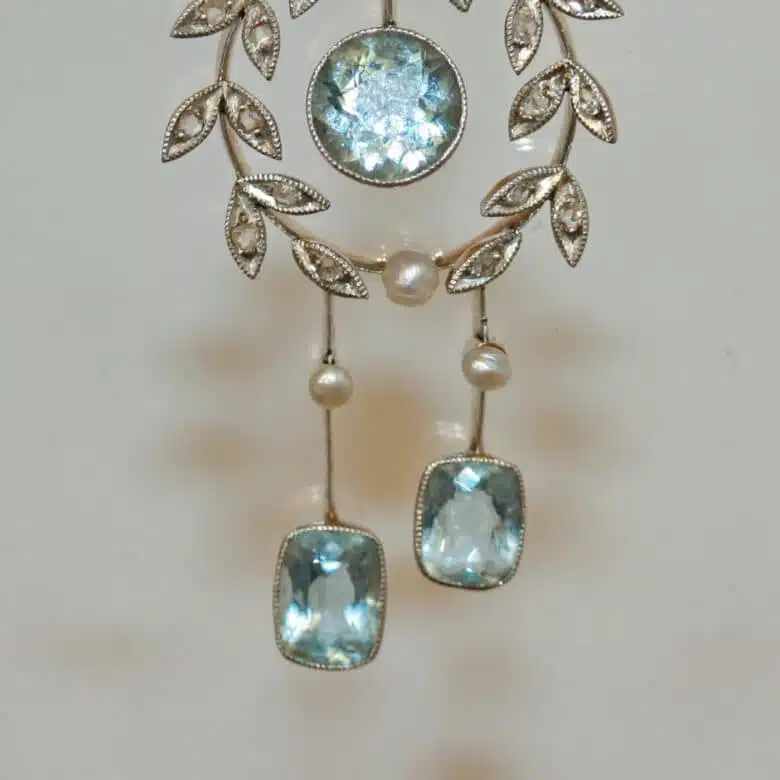 antique-aquamarine-diamond.jpg