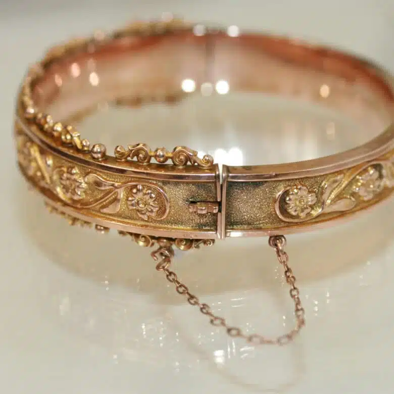 antique-bangle-2.jpg