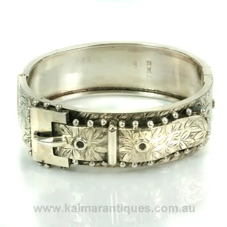 antique-bangle-r242-02