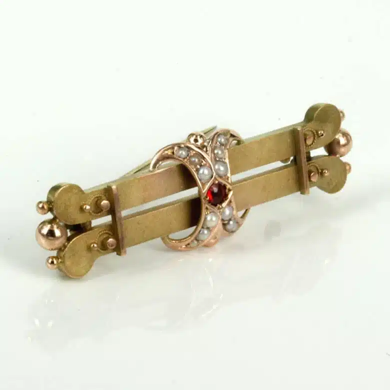antique-brooch-q941-1