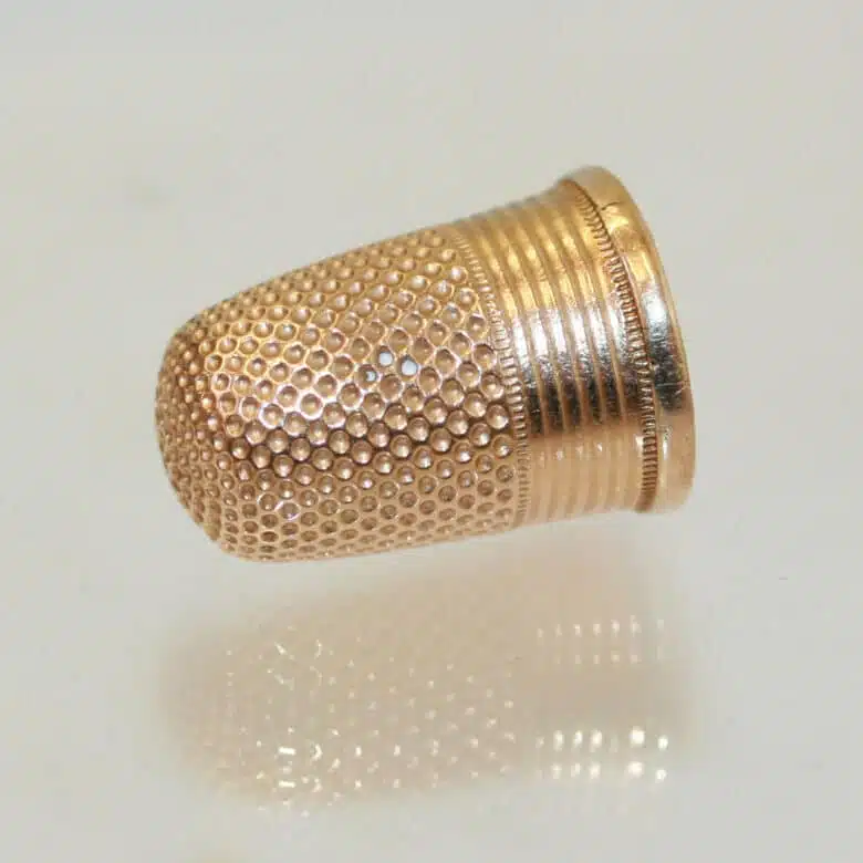 antique-childs-thimble-2.jpg