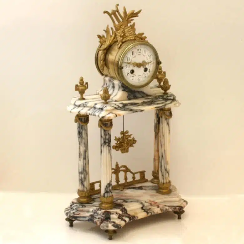 antique-clock-n767-2.jpg