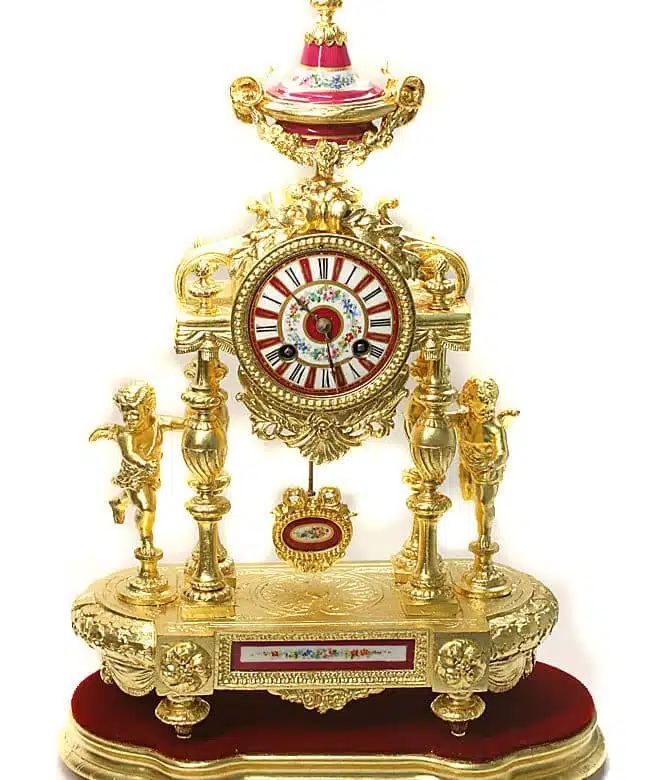 antique-clock-w569-01