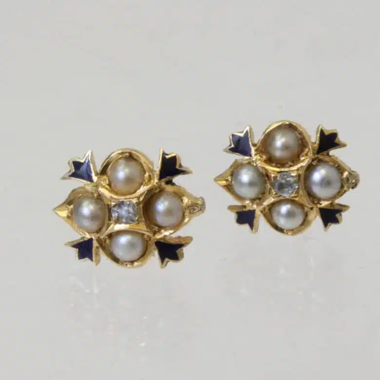 antique-earrings-1.jpg