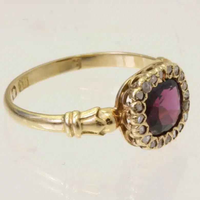 antique-garnet-ring-2.jpg