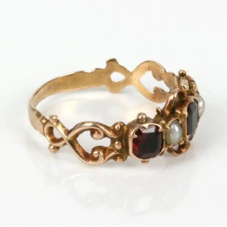 antique-garnet-ring-es2715.jpg