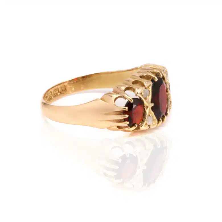 antique-garnet-ring-es7317-01