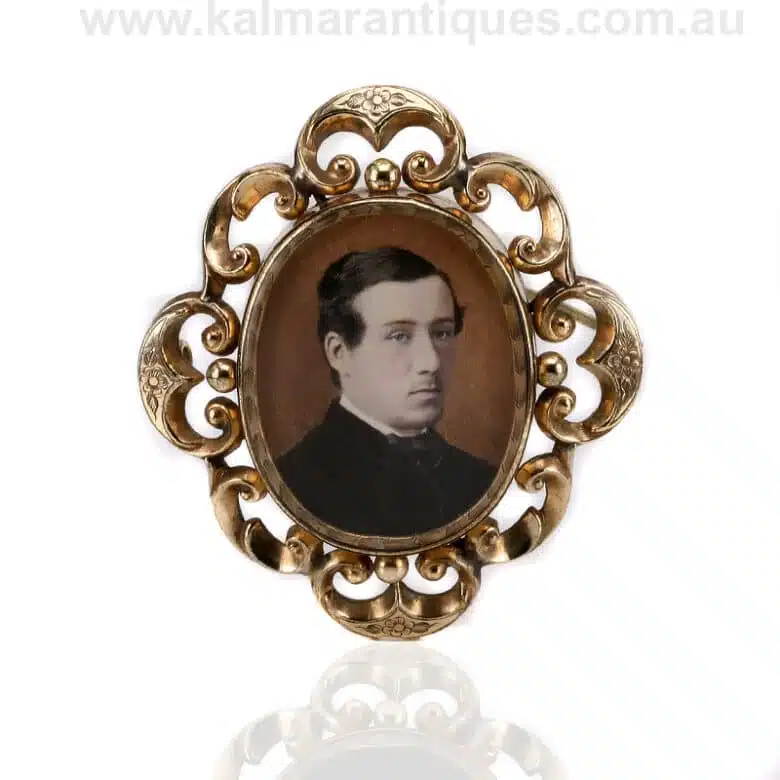 antique-miniature-brooch-P689-1