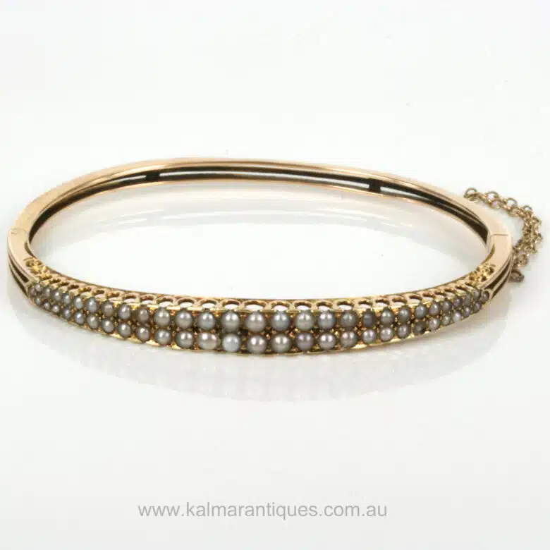 antique-pearl-bangle-es3349.jpg