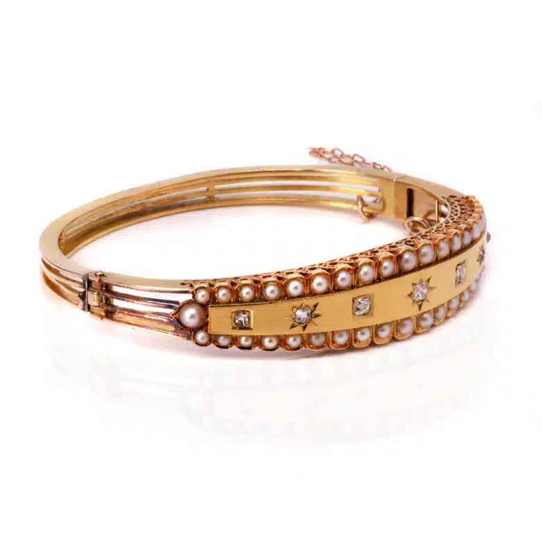 antique-pearl-diamond-bangle-ES7789-1