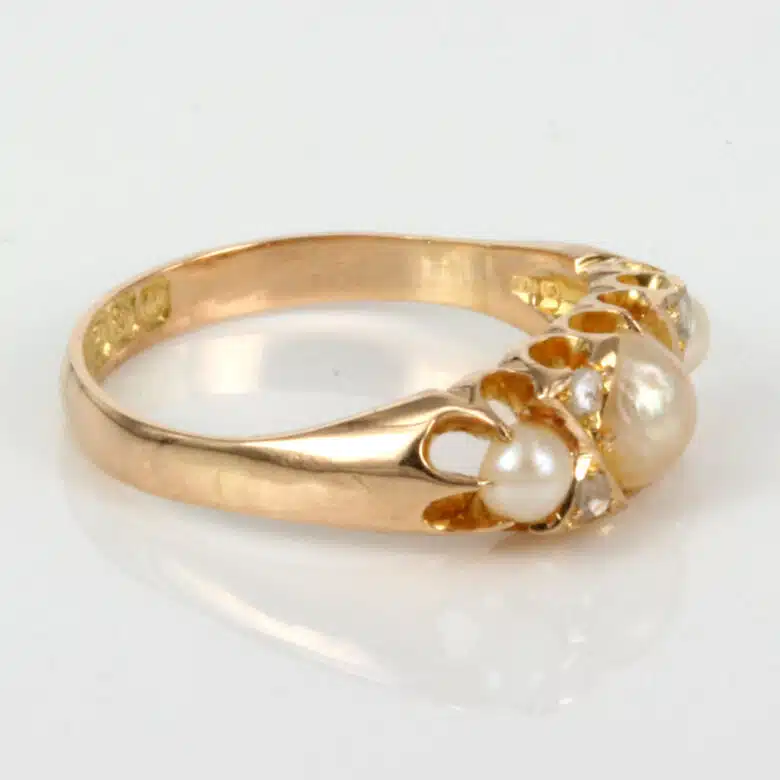 antique-pearl-ring-es2474.jpg