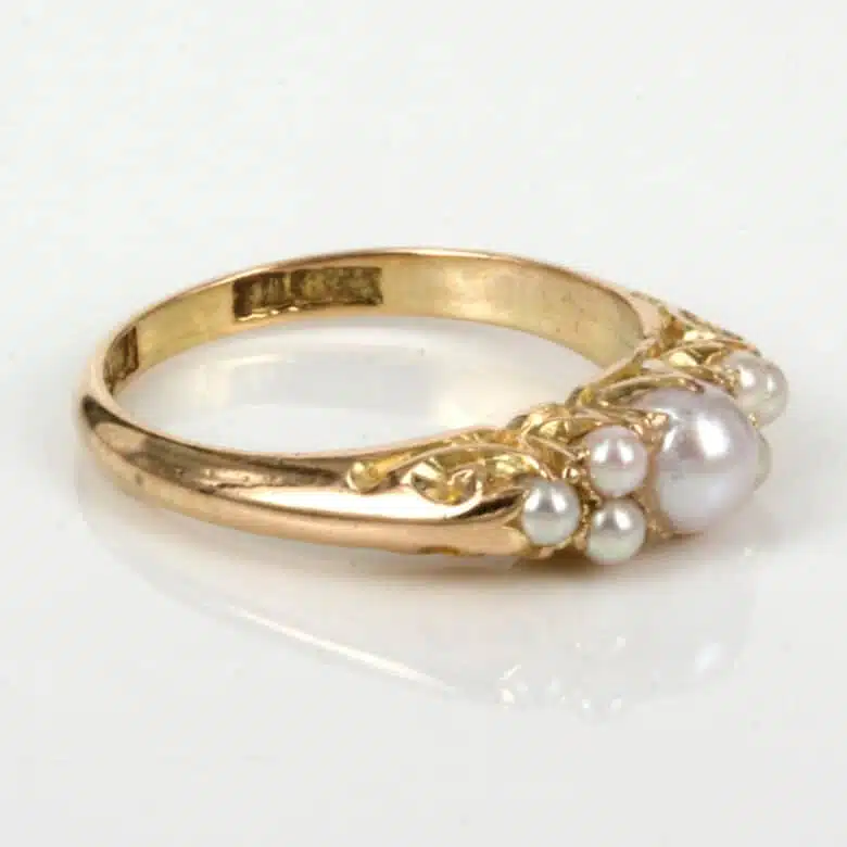 antique-pearl-ring-q362-1.jpg