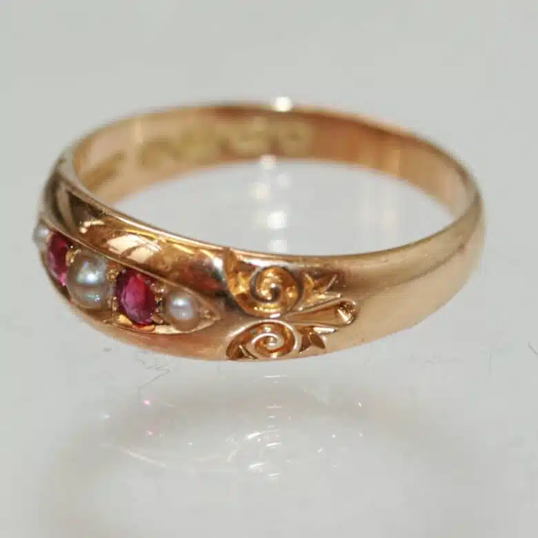 antique-ruby-pearl-2.jpg